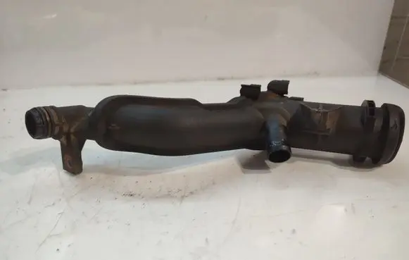 Citroen C5 Oil fill pipe 9654733980
