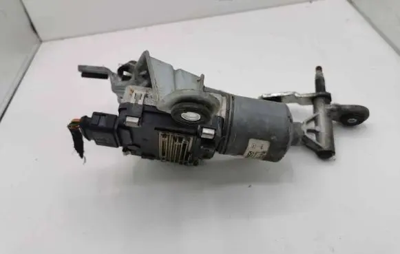 Volkswagen Phaeton Front wiper linkage and motor 3397021072 3D1955119B 0390241673