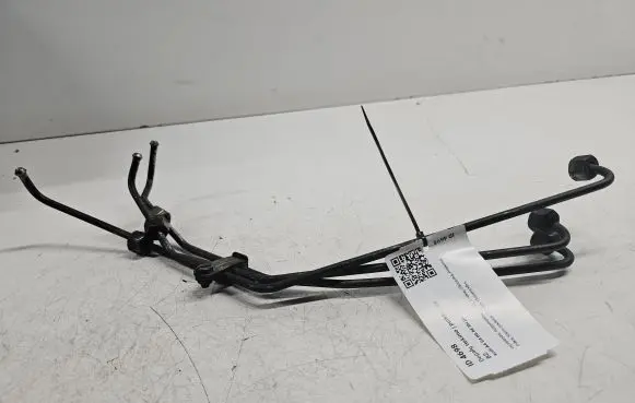Audi A4 S4 B6 8E 8H Fuel injector supply line/pipe 