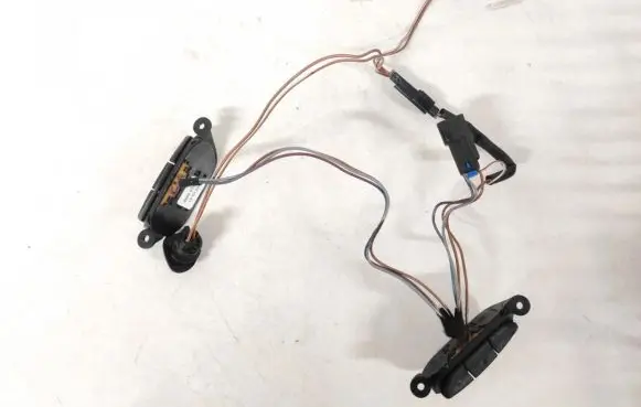Opel Vectra B Steering wheel buttons/switches 90508669