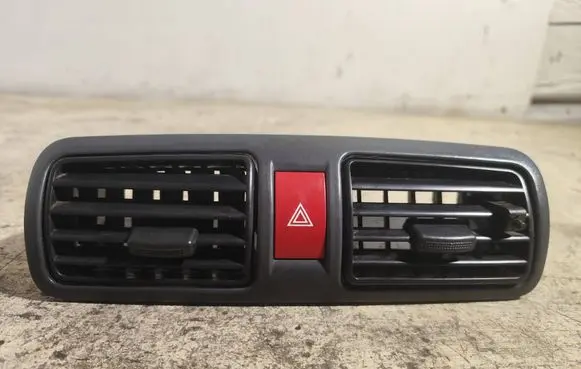 KIA Picanto Dash center air vent grill