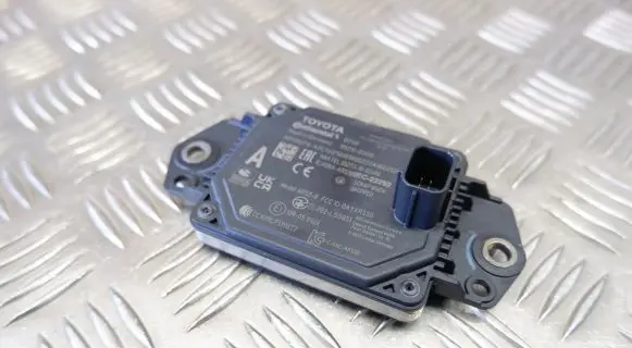 Distronic sensor radar