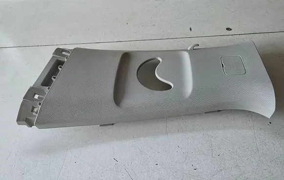 MG MG4 ev Seat belt trim 11145681