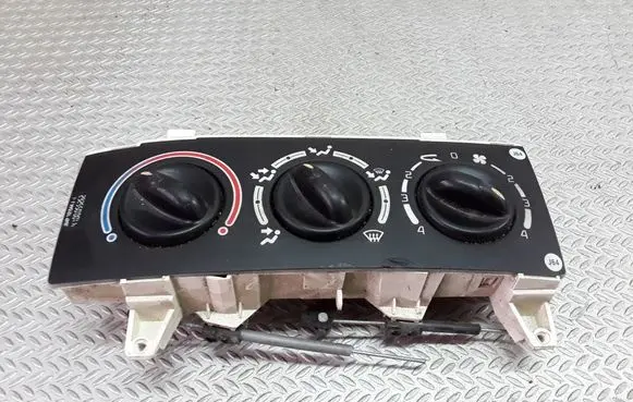 Renault Scenic I Climate control unit 662367T