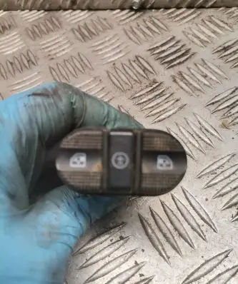 Seat Alhambra (Mk1) Electric window control switch 7m0959855b