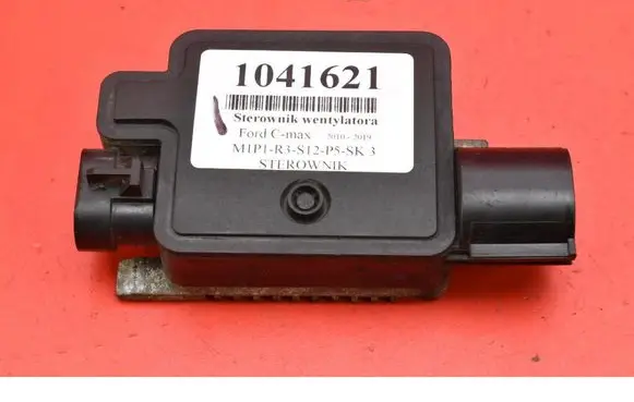 Ford Grand C-MAX Relay mounting block 940002907