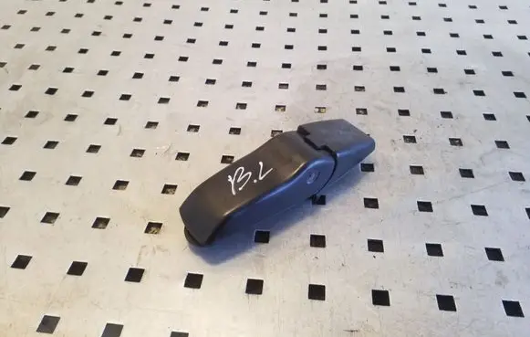 Chevrolet Captiva Tailgate/trunk/boot hinge
