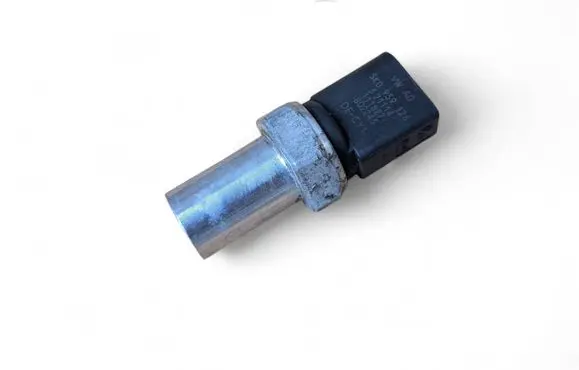 Air conditioning (A/C) pressure sensor
