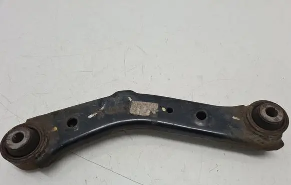 Hyundai Santa Fe Rear upper control arm/wishbone 551182W100