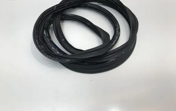 Mazda MX-30 Trunk rubber seal (body) 0L070658