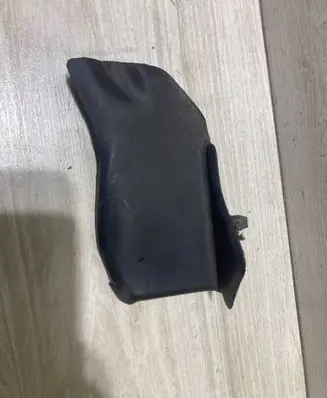 Peugeot Expert Windshield trim 9811020077