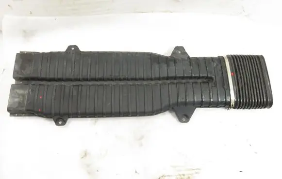 Volvo XC90 Air intake hose/pipe 21121434