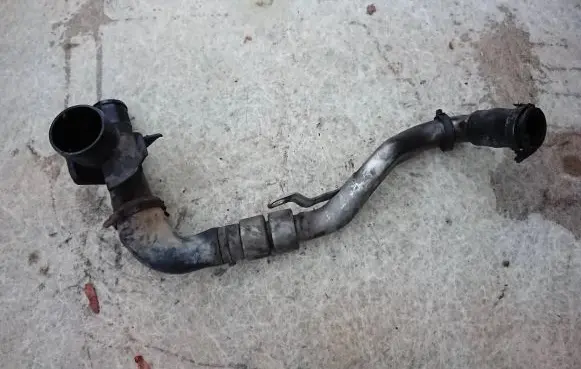 Jaguar XF X250 Intercooler hose/pipe D05WA