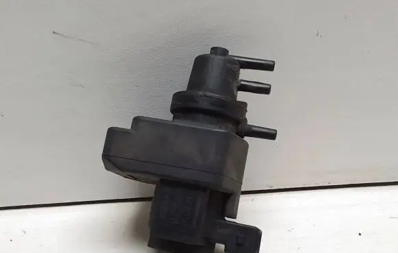 Suzuki Liana Turbo solenoid valve