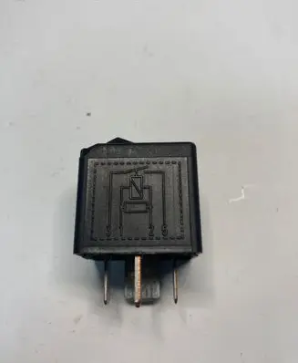 BMW 5 E60 E61 Other relay 6901469 6136 V23136J6X48