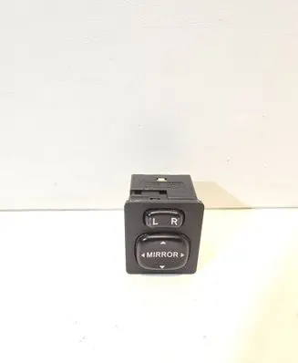 Toyota Corolla Verso AR10 Wing mirror switch 769746F 183574