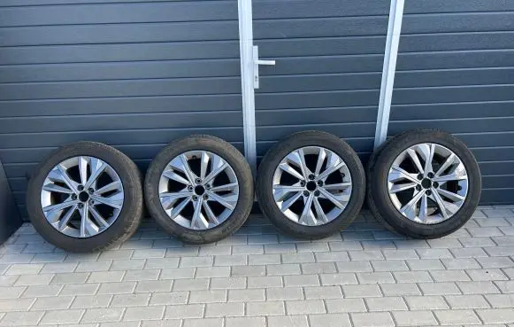 Peugeot 508 II R17 alloy rim 9814117977
