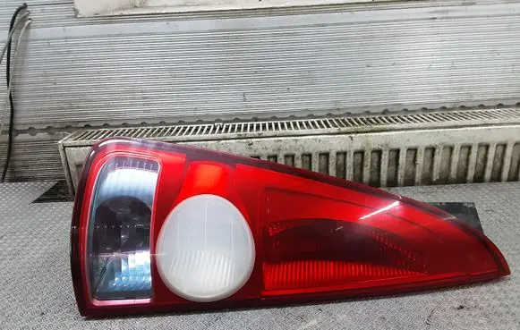 Renault Espace - Grand espace IV Rear/tail lights 8200027153
