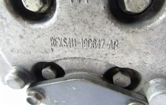 Ford Focus Air conditioning (A/C) compressor (pump) RFXS4H19D647AB