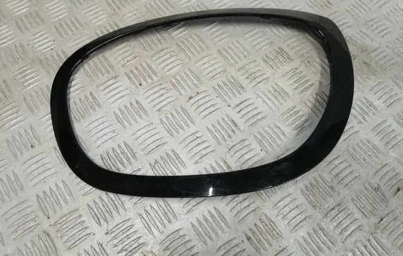 Mini Cooper Countryman F60 Front bumper upper radiator grill 8739351