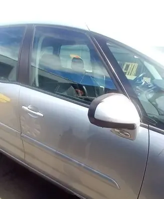 Citroen C4 I Picasso Front door