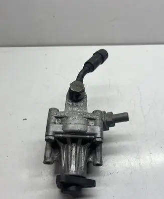 Audi A6 S6 C4 4A Power steering pump 048145155 7681955 6642994