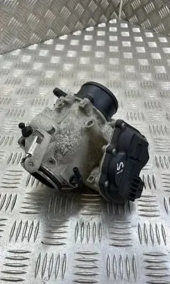 Jaguar F-Pace EGR valve G4D35H273AC 704923130 256196072