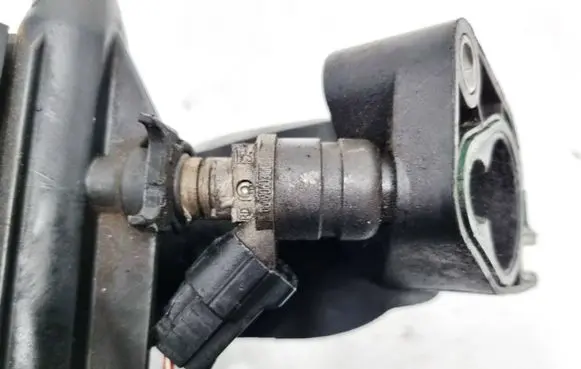 Skoda Octavia Mk2 (1Z) Fuel injector 06A906031BT