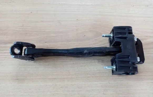 Volvo XC90 Rear door check strap stopper 31395138