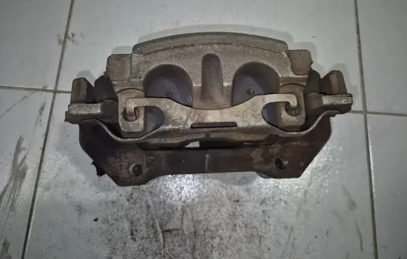 Mercedes-Benz ML W166 Front brake caliper NOCODE