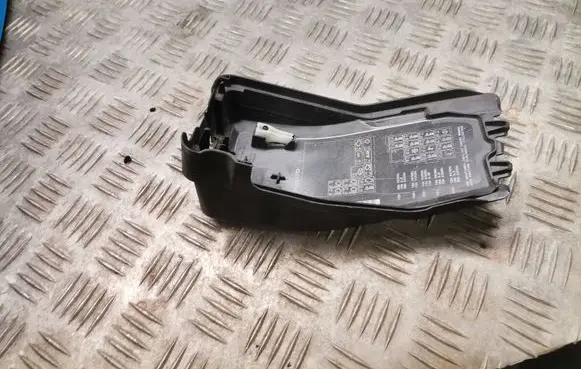 Volvo V70 Fuse box set 6G9T14A076L