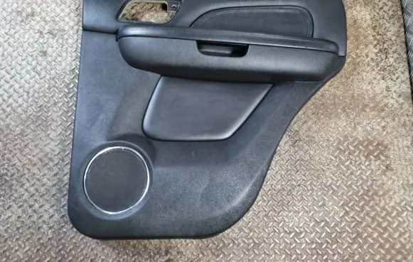Cadillac Escalade Rear door card panel trim