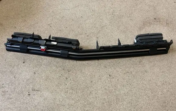 KIA EV6 Dash center air vent grill 97401CV900