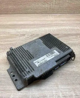 Renault Laguna I Engine control unit/module ECU HOM7700868318 S113721102D