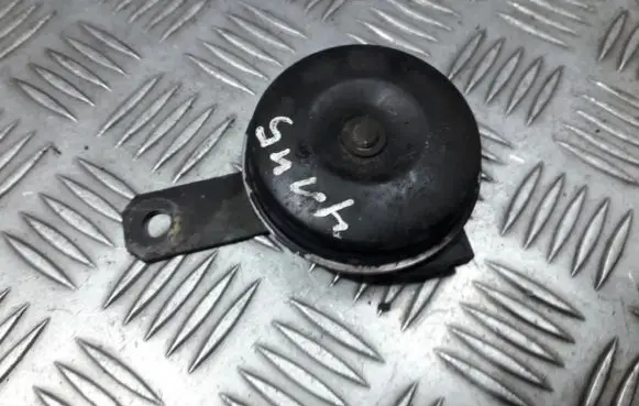 Toyota Land Cruiser (HDJ90) Horn signal e13000030