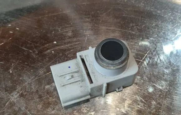 KIA Carens III Parking PDC sensor 95720A4001 935004 M20151103