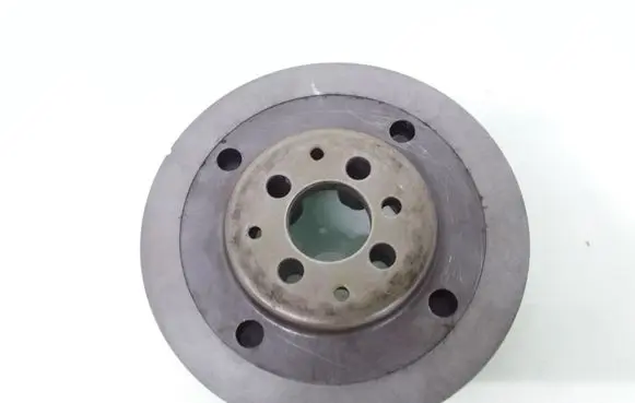 Skoda Octavia Mk1 (1U) Crankshaft pulley 038105243