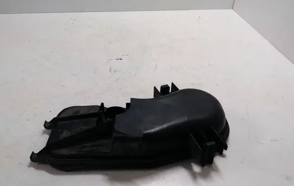 Ford Mondeo Mk III Headlight/headlamp dust cover 1305239177