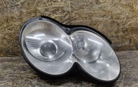 Mercedes-Benz SL AMG R230 Headlight/headlamp A2308207661 032485076 1305235461