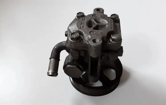 Mitsubishi Outlander Power steering pump 85195470