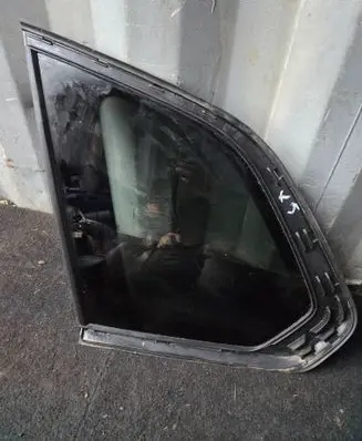BMW X5 G05 Side middle window/glass 43R004553 7444078