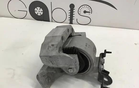 Lexus RX V Gearbox mount G2041B20