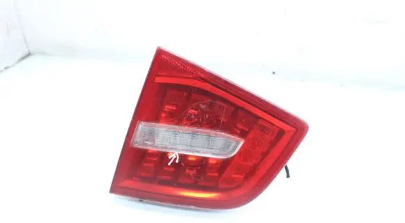 Audi A6 S6 C6 4F Tailgate rear/tail lights 4F5945094