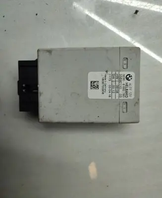 BMW X5 E70 Steering rack control module 6882780
