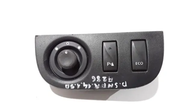 Dacia Sandero Other switches/knobs/shifts 684937116R 684937535R 684934791R