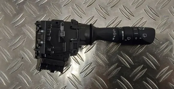 Toyota Auris E180 Wiper control stalk 17F857 02540
