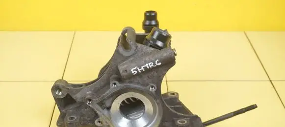 Toyota Avensis T270 Water pump N47C16A