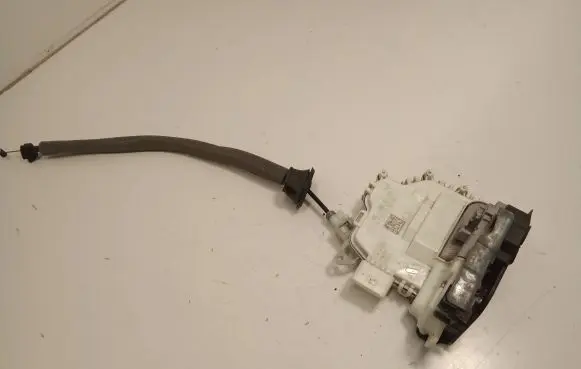 Audi A6 S6 C7 4G Front door lock 8J2837015E