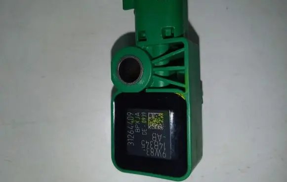 Volvo XC60 Airbag deployment crash/impact sensor 0939 31264409 9W8314B345AB