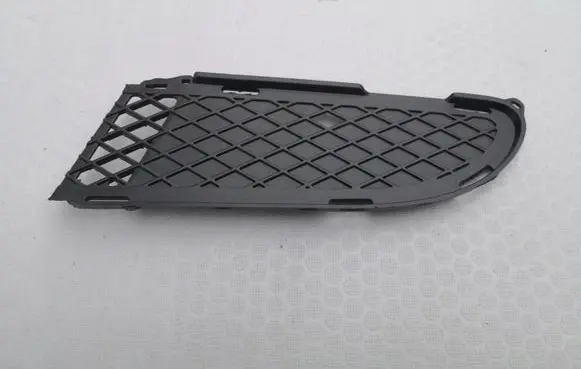 Mercedes-Benz SLK R170 Front bumper lower grill A1708850123